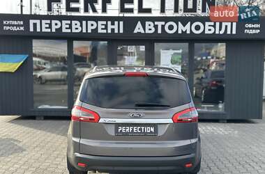 Минивэн Ford S-Max 2011 в 