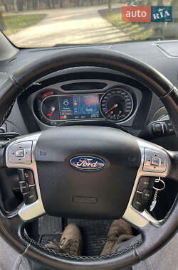 Минивэн Ford S-Max 2008 в 
