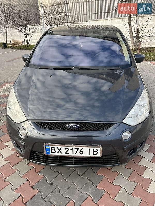 Минивэн Ford S-Max 2007 в Теофиполе