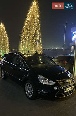 Минивэн Ford S-Max 2012 в 