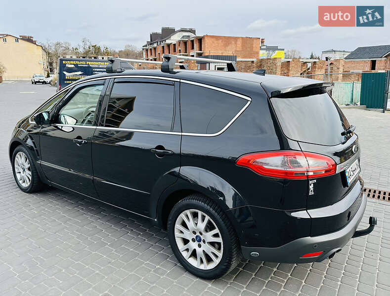 Минивэн Ford S-Max 2012 в Буче