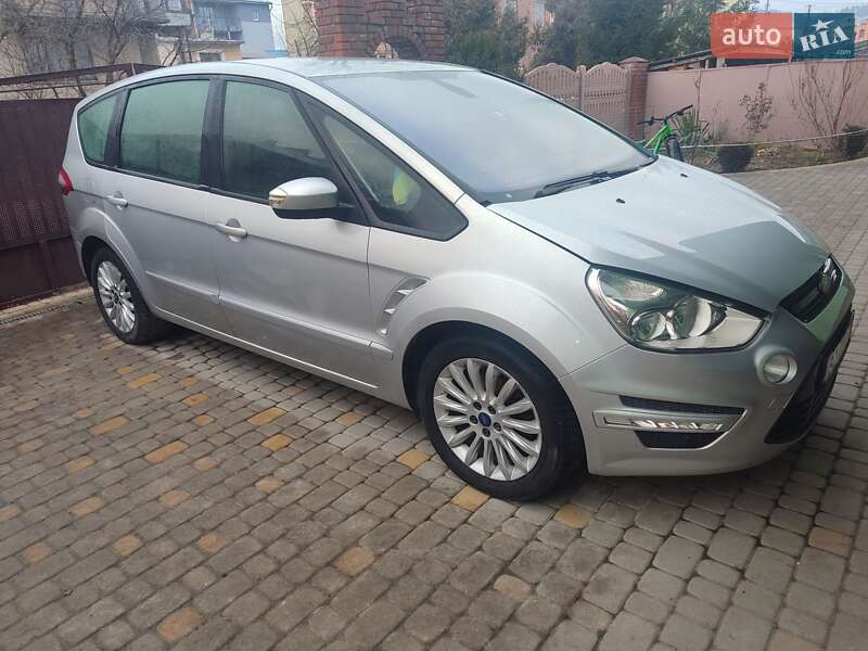 Минивэн Ford S-Max 2013 в Винниках