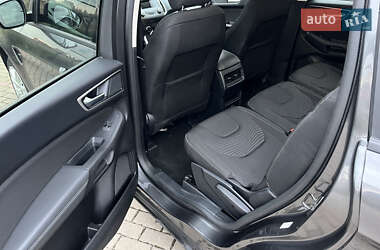 Минивэн Ford S-Max 2016 в 