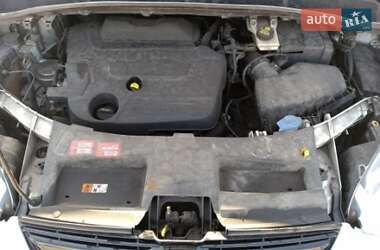 Минивэн Ford S-Max 2012 в 