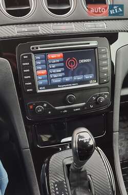 Минивэн Ford S-Max 2012 в 