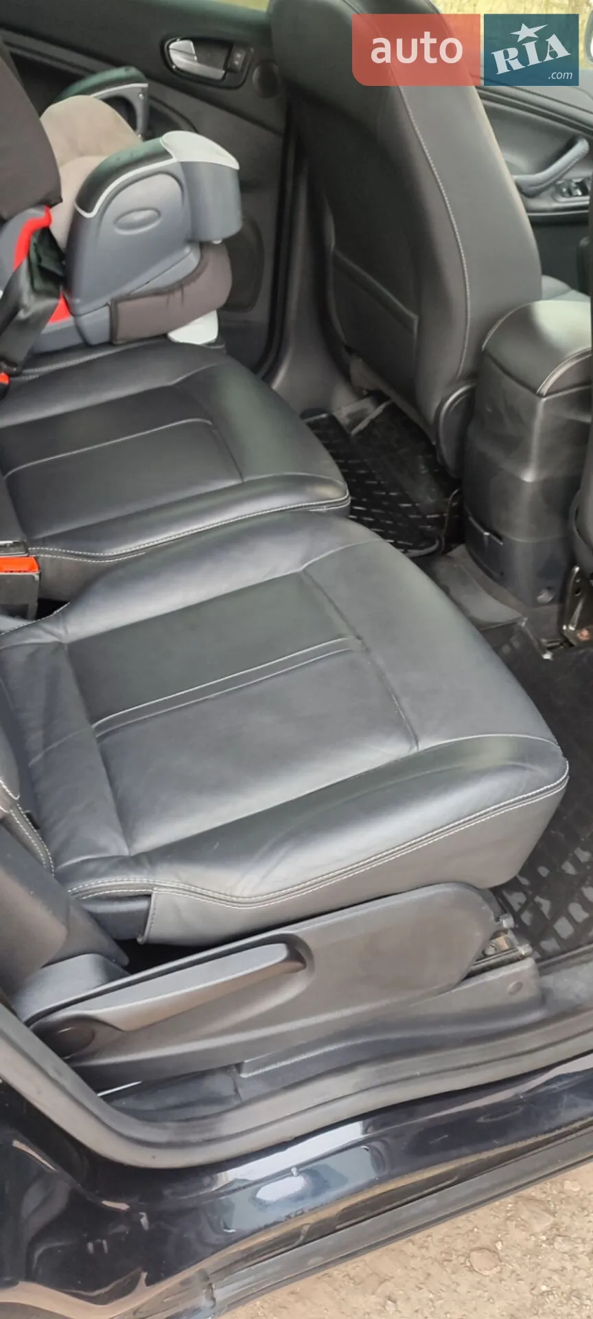 2012 Ford S-MAX - мініатюра 19