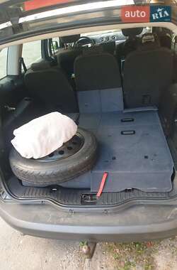 Минивэн Ford S-Max 2010 в 