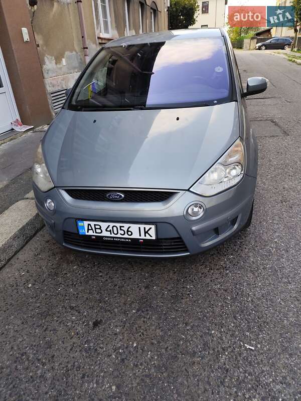 Ford S-Max 2009