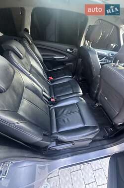 Минивэн Ford S-Max 2014 в 