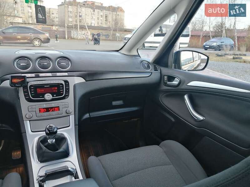 Минивэн Ford S-Max 2010 в Ровно фото 60 Минивэн Ford S-Max 2010 в Ровно