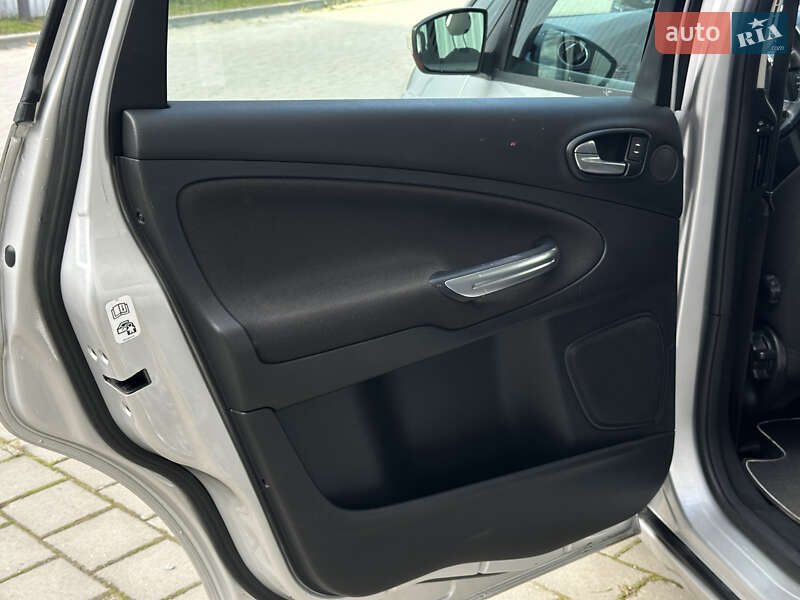 Мінівен Ford S-Max 2013 в Львові