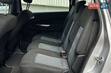 Мінівен Ford S-Max 2013 в 