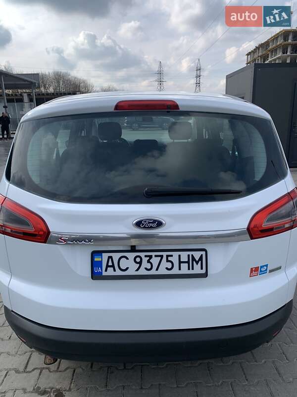 Минивэн Ford S-Max 2013 в Луцке