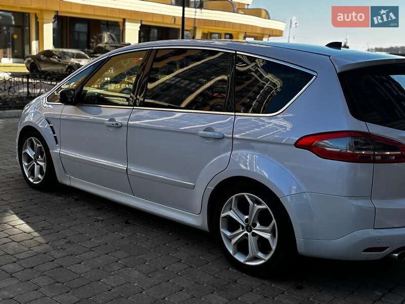 Мінівен Ford S-Max 2014 в Житомирі