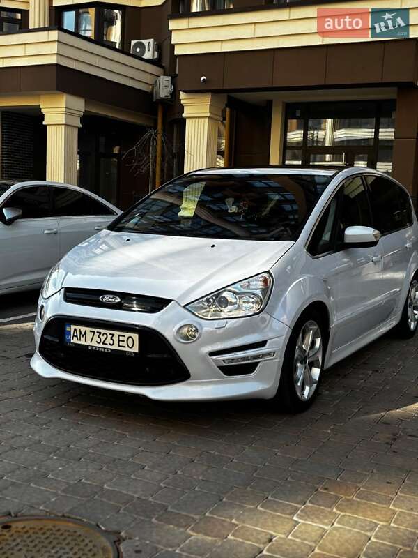 Мінівен Ford S-Max 2014 в Житомирі