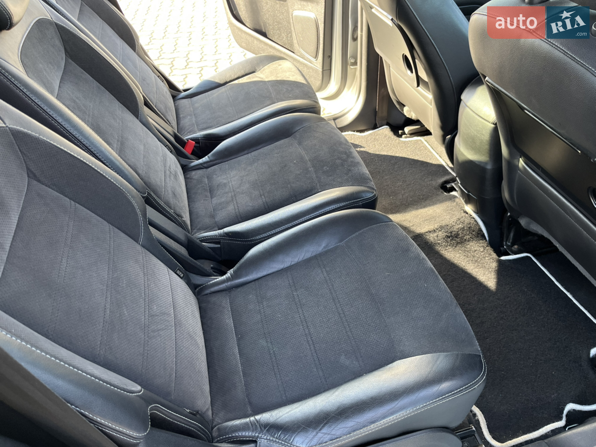 2013 Ford S-MAX - мініатюра 36