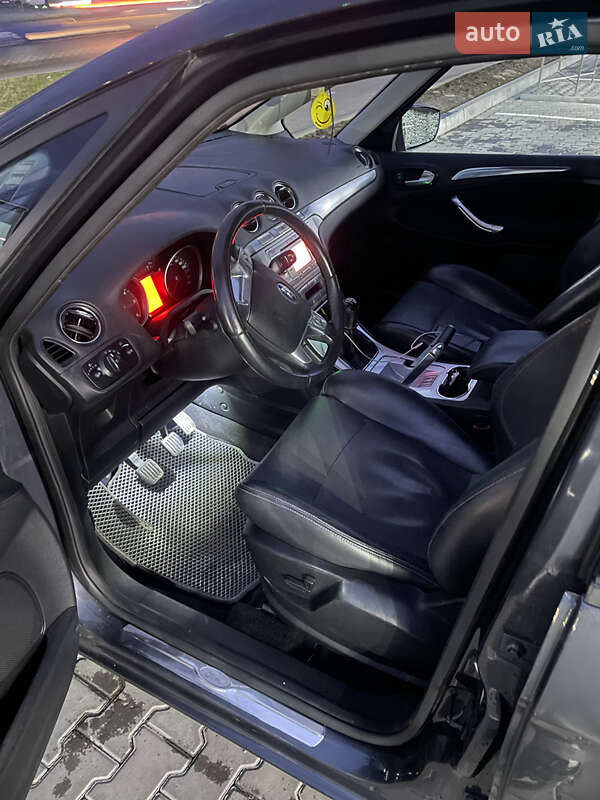 Минивэн Ford S-Max 2007 в Виннице