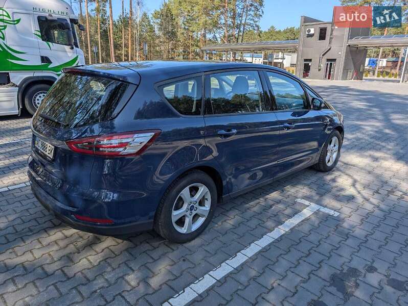 Мінівен Ford S-Max 2017 в Маневичах