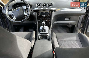 Минивэн Ford S-Max 2013 в 