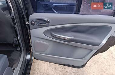 Минивэн Ford S-Max 2007 в 