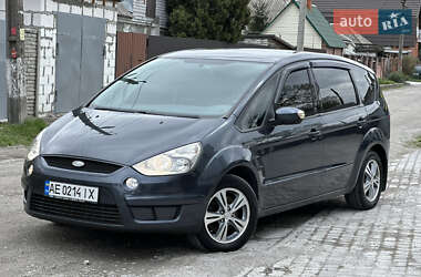 Минивэн Ford S-Max 2006 в 