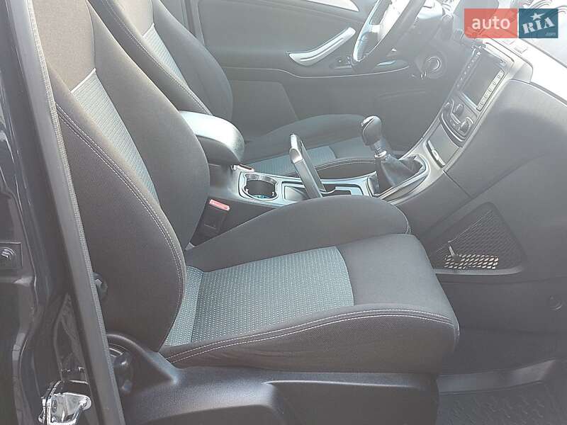 Минивэн Ford S-Max 2014 в Одессе