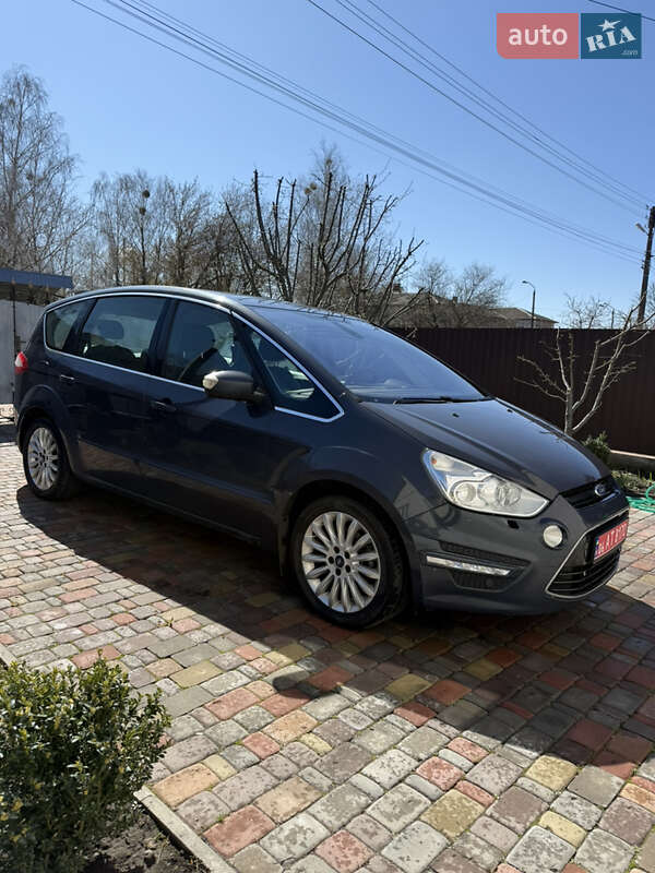 Ford S-Max 2010