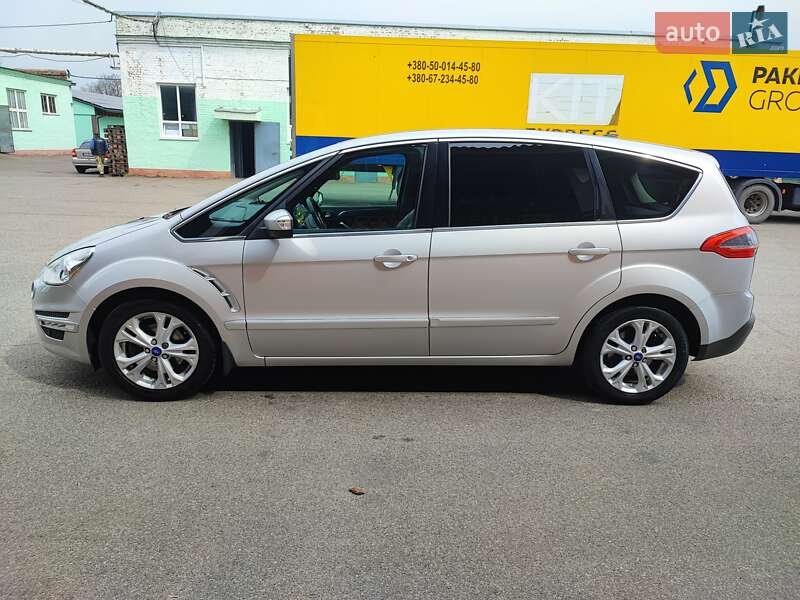 Мінівен Ford S-Max 2012 в Чернігові