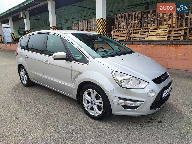 Мінівен Ford S-Max 2012 в Чернігові