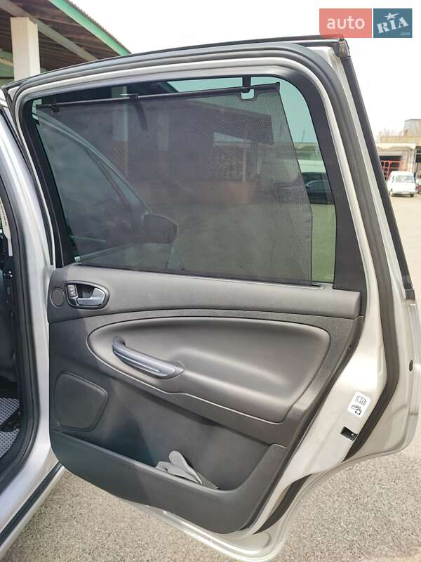 Мінівен Ford S-Max 2012 в Чернігові фото 15 Мінівен Ford S-Max 2012 в Чернігові