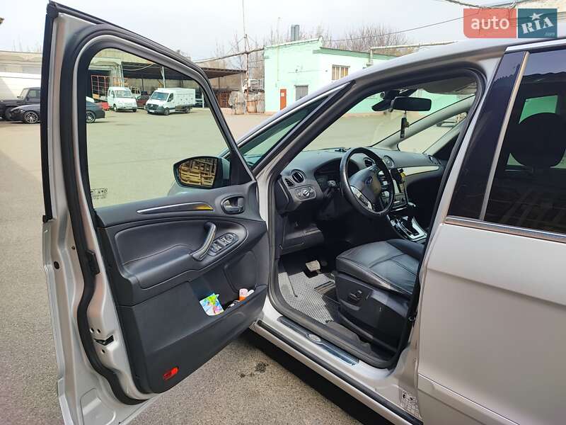 Мінівен Ford S-Max 2012 в Чернігові