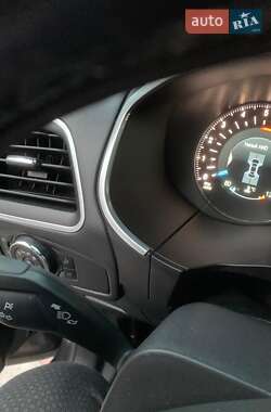 Минивэн Ford S-Max 2016 в 