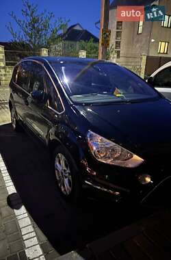 Минивэн Ford S-Max 2011 в 