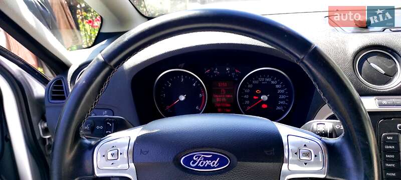 Минивэн Ford S-Max 2014 в Бучаче