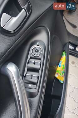 Минивэн Ford S-Max 2010 в 