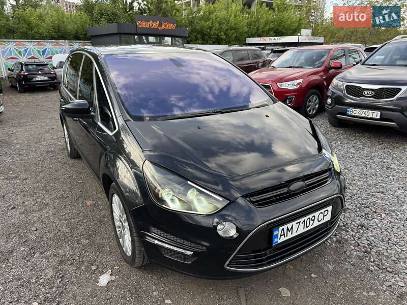Ford S-Max 2013