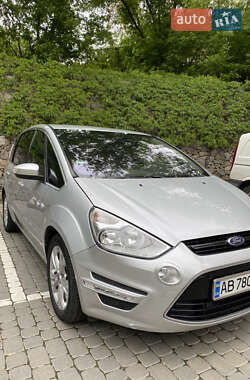 Минивэн Ford S-Max 2011 в 