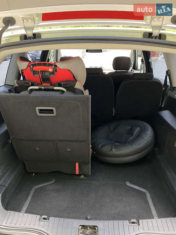 Минивэн Ford S-Max 2011 в Виннице