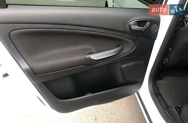 Минивэн Ford S-Max 2013 в 