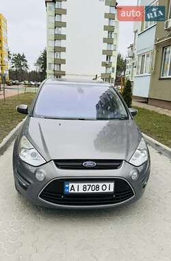 Минивэн Ford S-Max 2013 в 