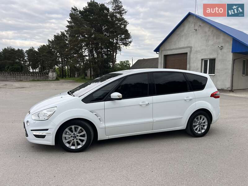 Мінівен Ford S-Max 2013 в Радивиліві