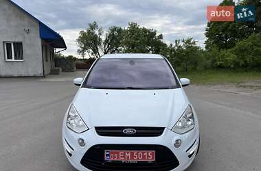 Минивэн Ford S-Max 2013 в 