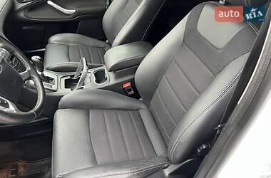 Минивэн Ford S-Max 2013 в 