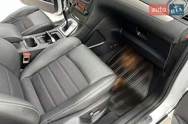 Минивэн Ford S-Max 2013 в 
