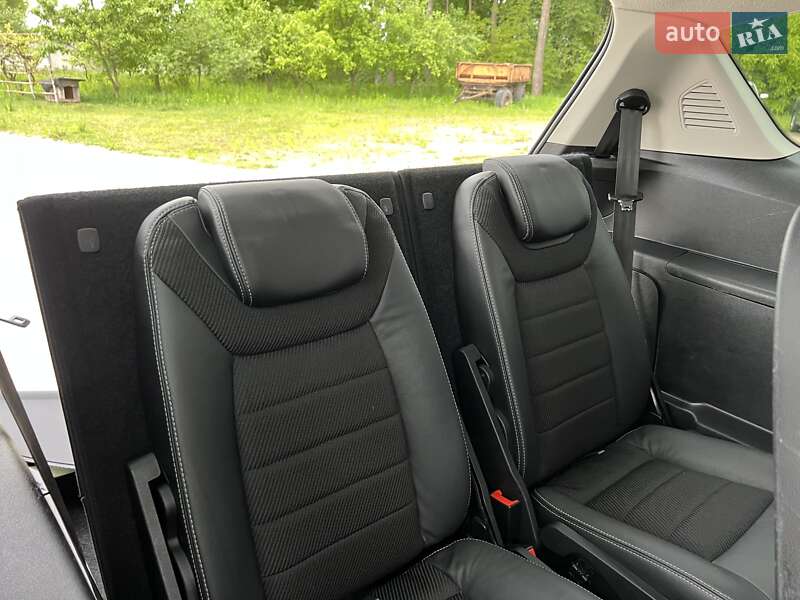 Мінівен Ford S-Max 2013 в Радивиліві