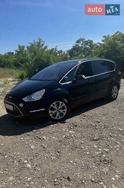 Мінівен Ford S-Max 2014 в Дніпрі