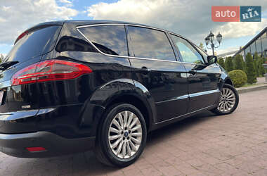 Минивэн Ford S-Max 2011 в 
