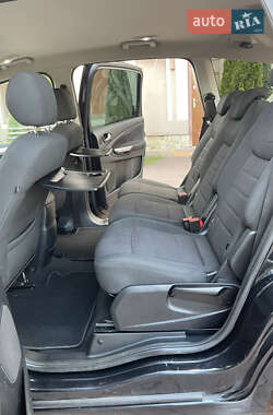 Минивэн Ford S-Max 2011 в 