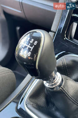 Минивэн Ford S-Max 2011 в 