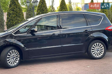 Минивэн Ford S-Max 2011 в 